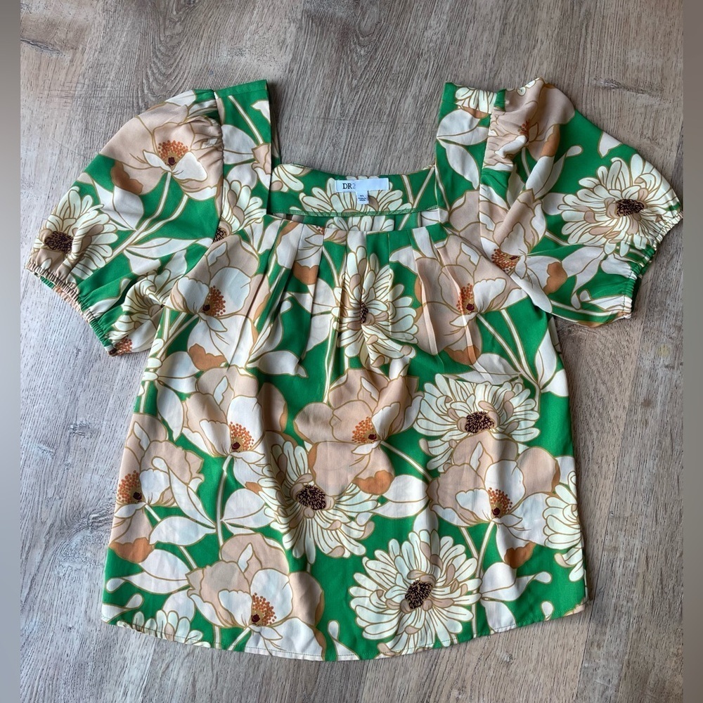 DR2 Green Floral Puff Sleeve Blouse XS Retro Mod Garden Top Cottagecore